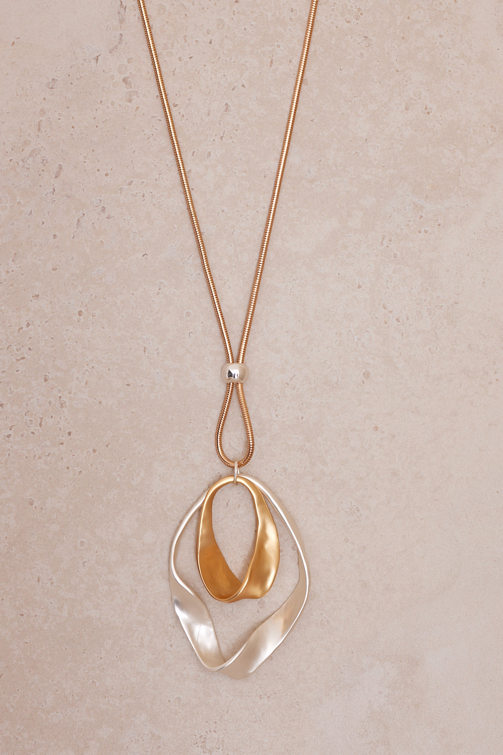 Sienna Loop Necklace – Gold/Mixed Metal