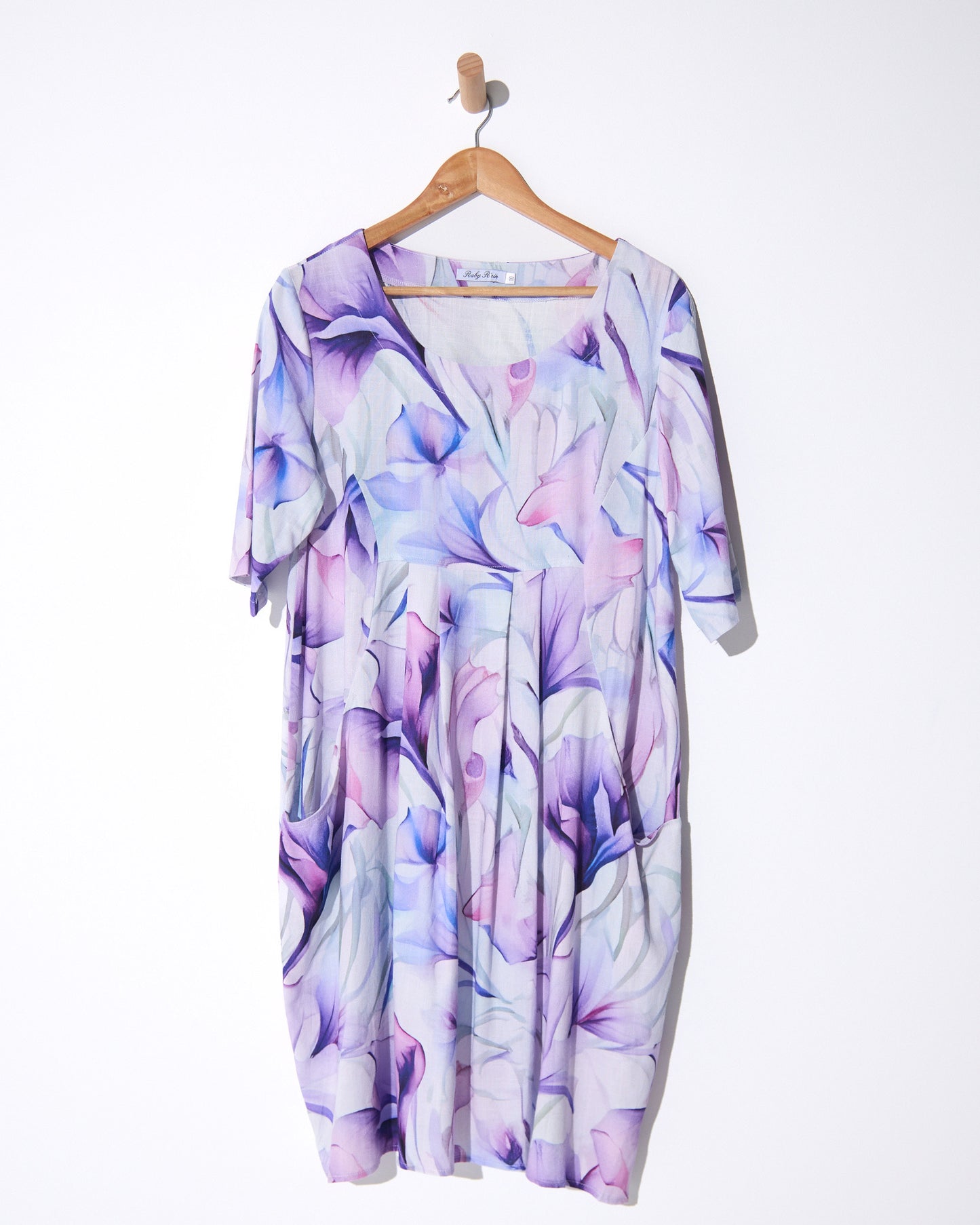 Delphi Pleat Dress - Lavender Floral
