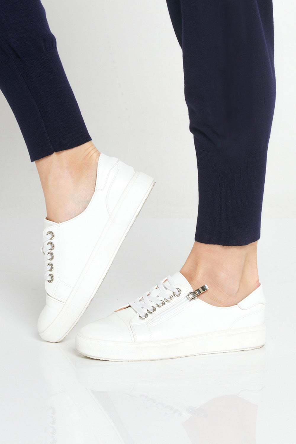 Wide white sneakers outlet
