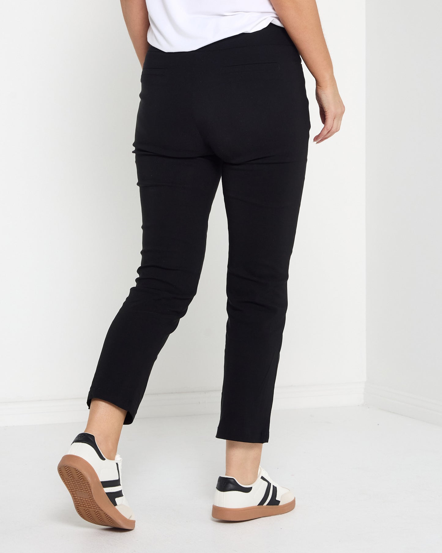 Ella Essential Stretch Pants - Black