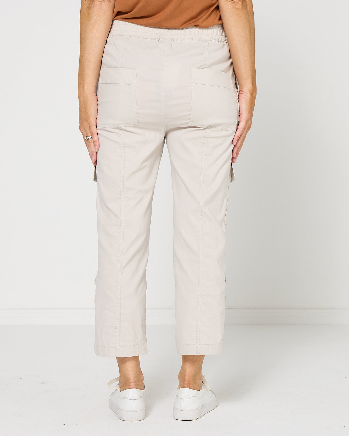 Breeze Lite Cargo Pants - Stone