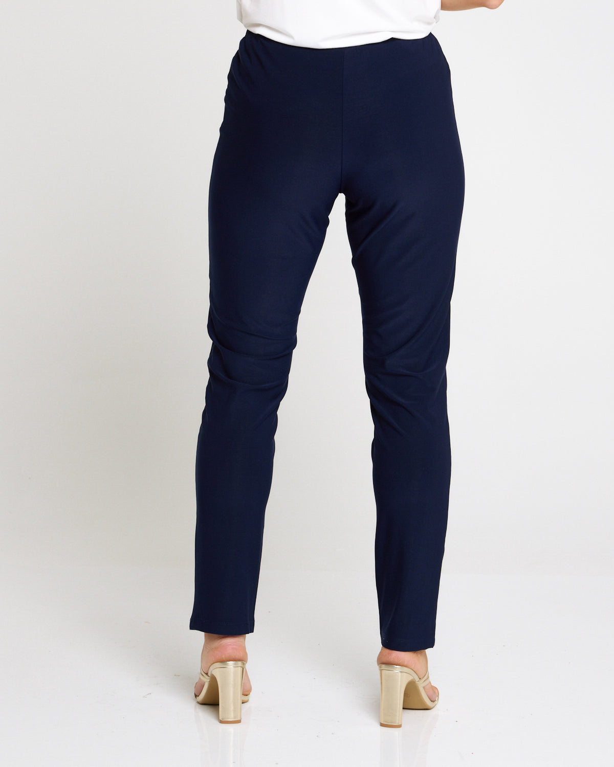 The Essential Pant - Navy
