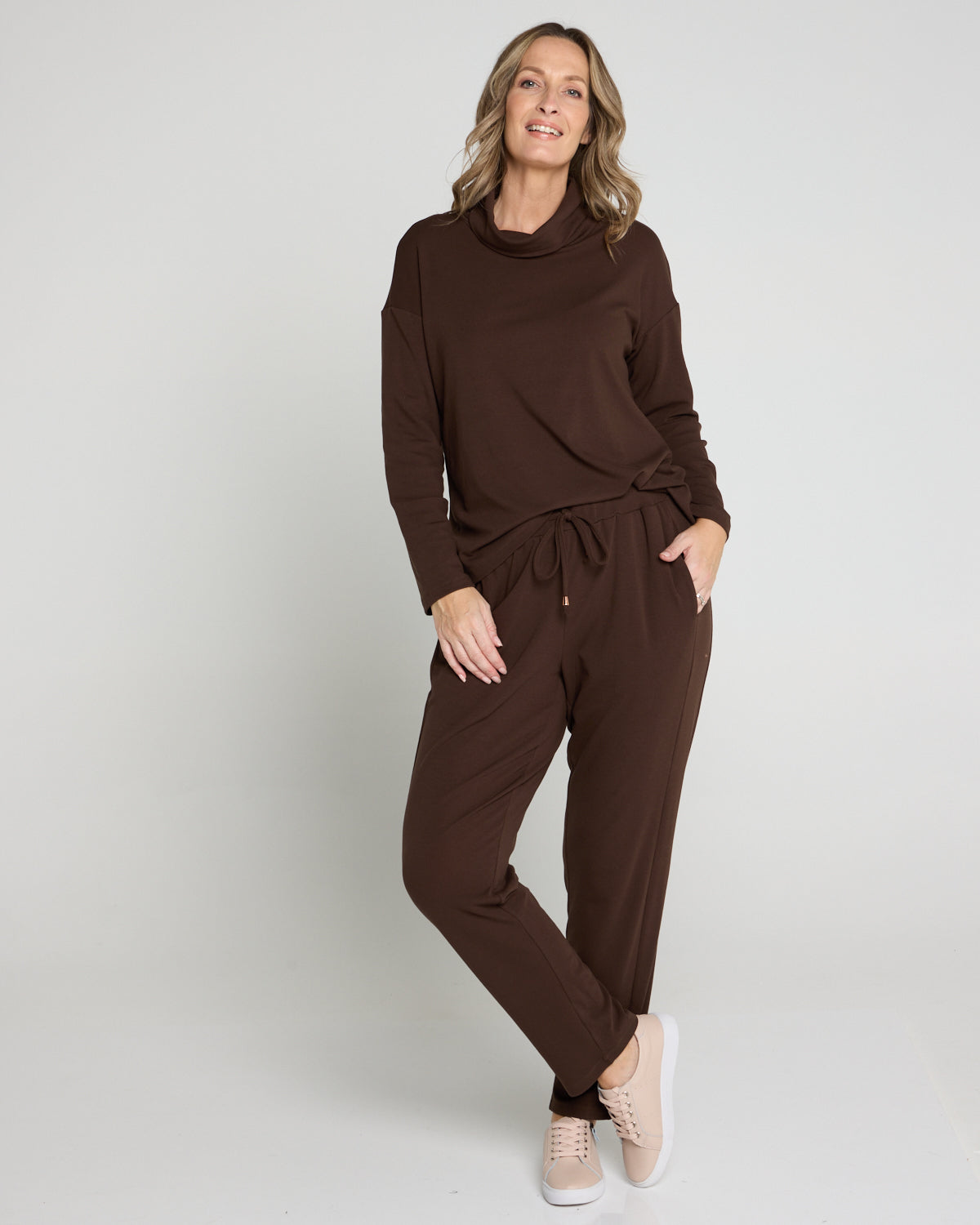 Weekend Life Fleece Pants - Chocolate
