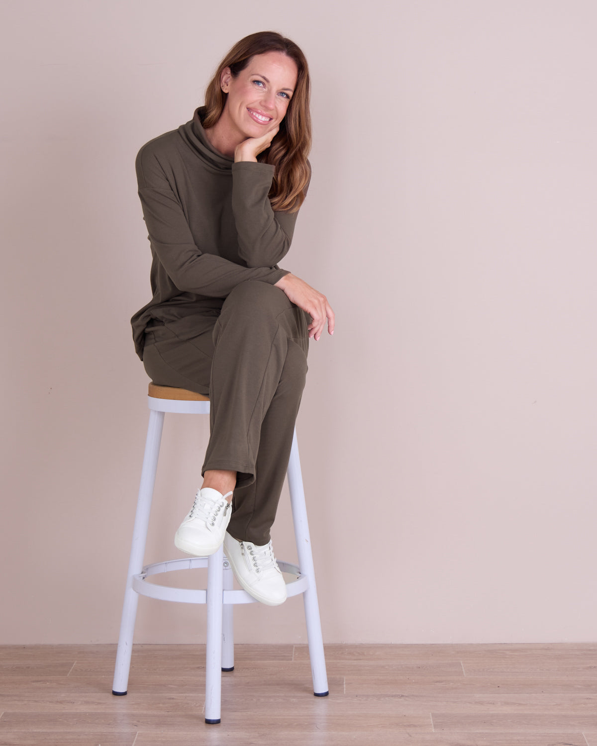 Weekend Life Fleece Cowl Top - Mocha