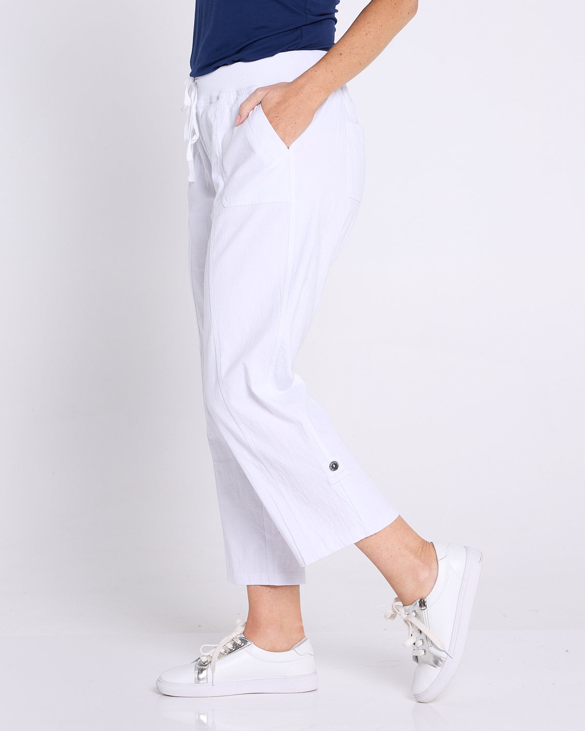 Sammy Cargo Capri White Linen Blend Cropped Pants – TULIO Fashion