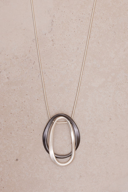 Christine Oval Necklace