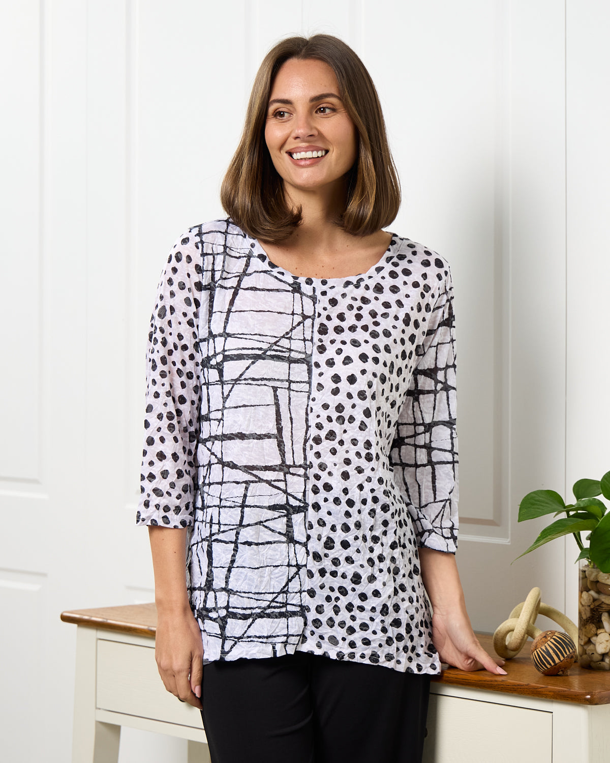 Marion Burnout Jersey Top - White/Black Sketch