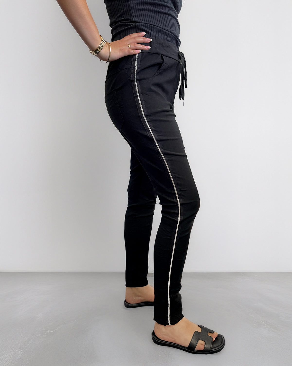 Alera Jogger Pants - Black/Silver