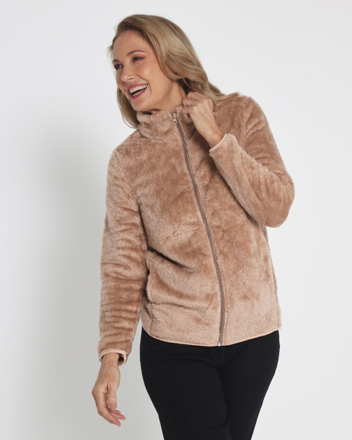 Freya Fluffy Jacket - Caramel