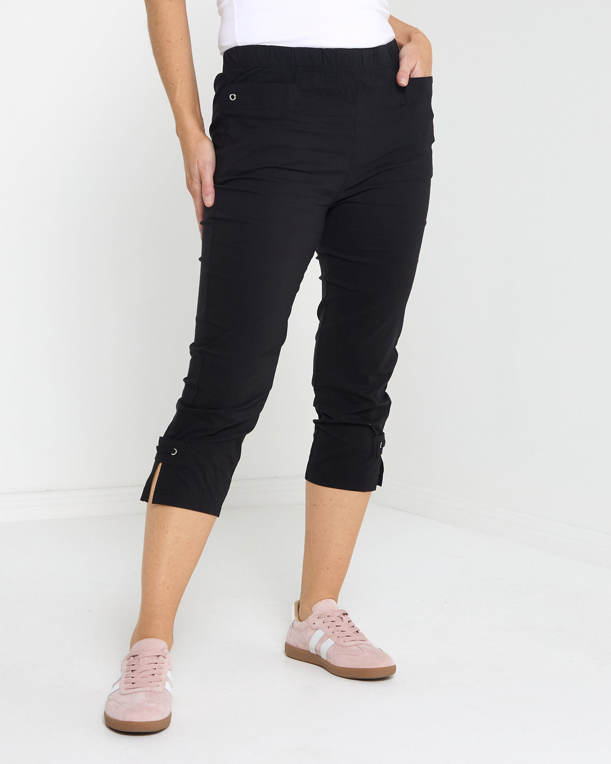 Travel Ease Tab Pants - Black