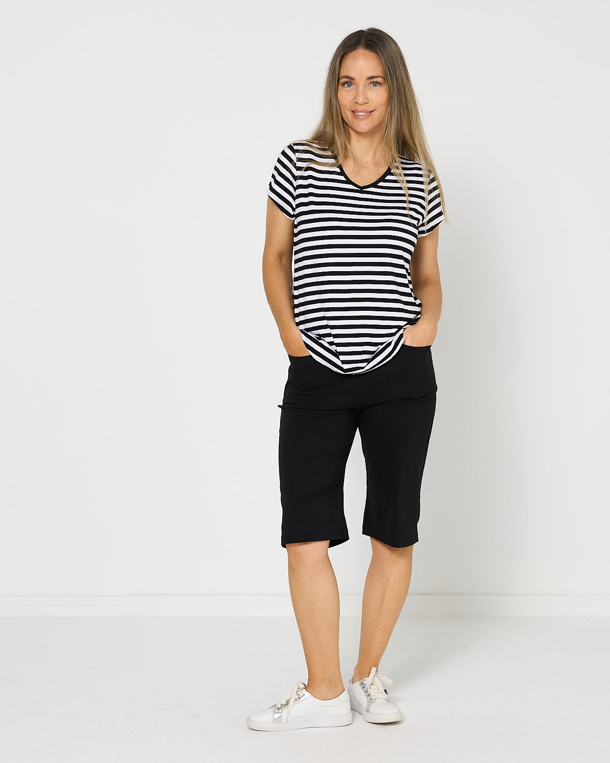 Breeze Lite Shorts - Black