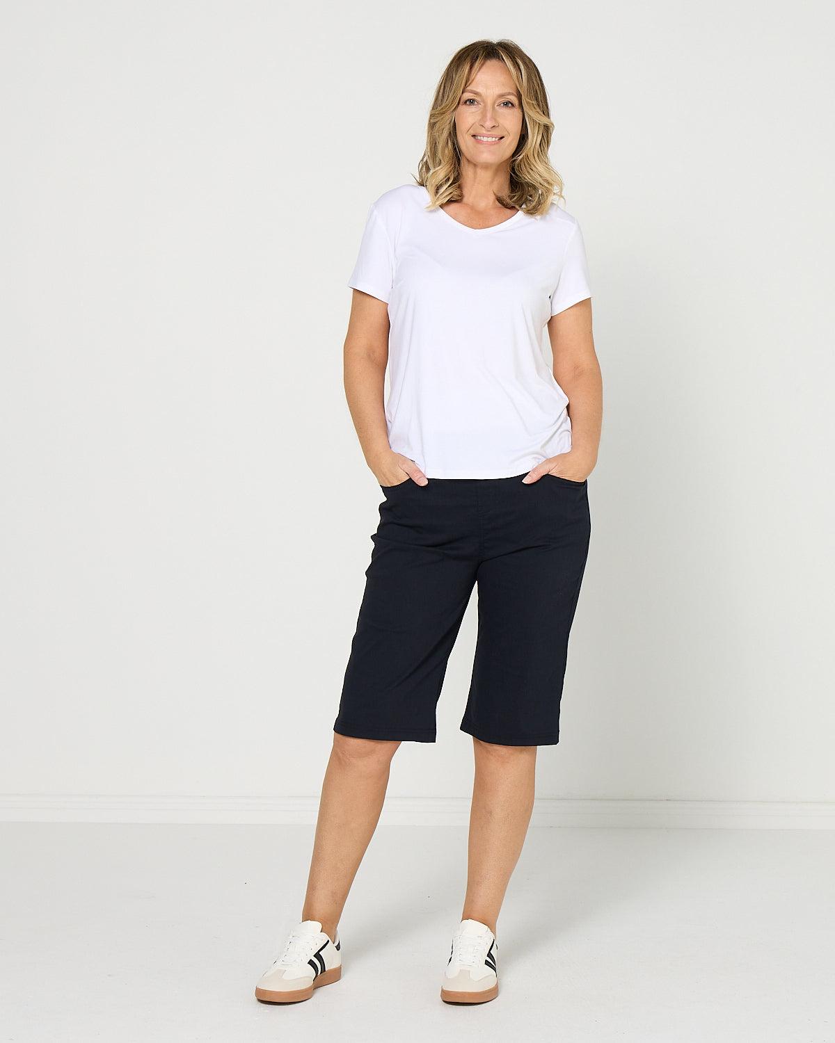 Breeze Lite Shorts - Navy