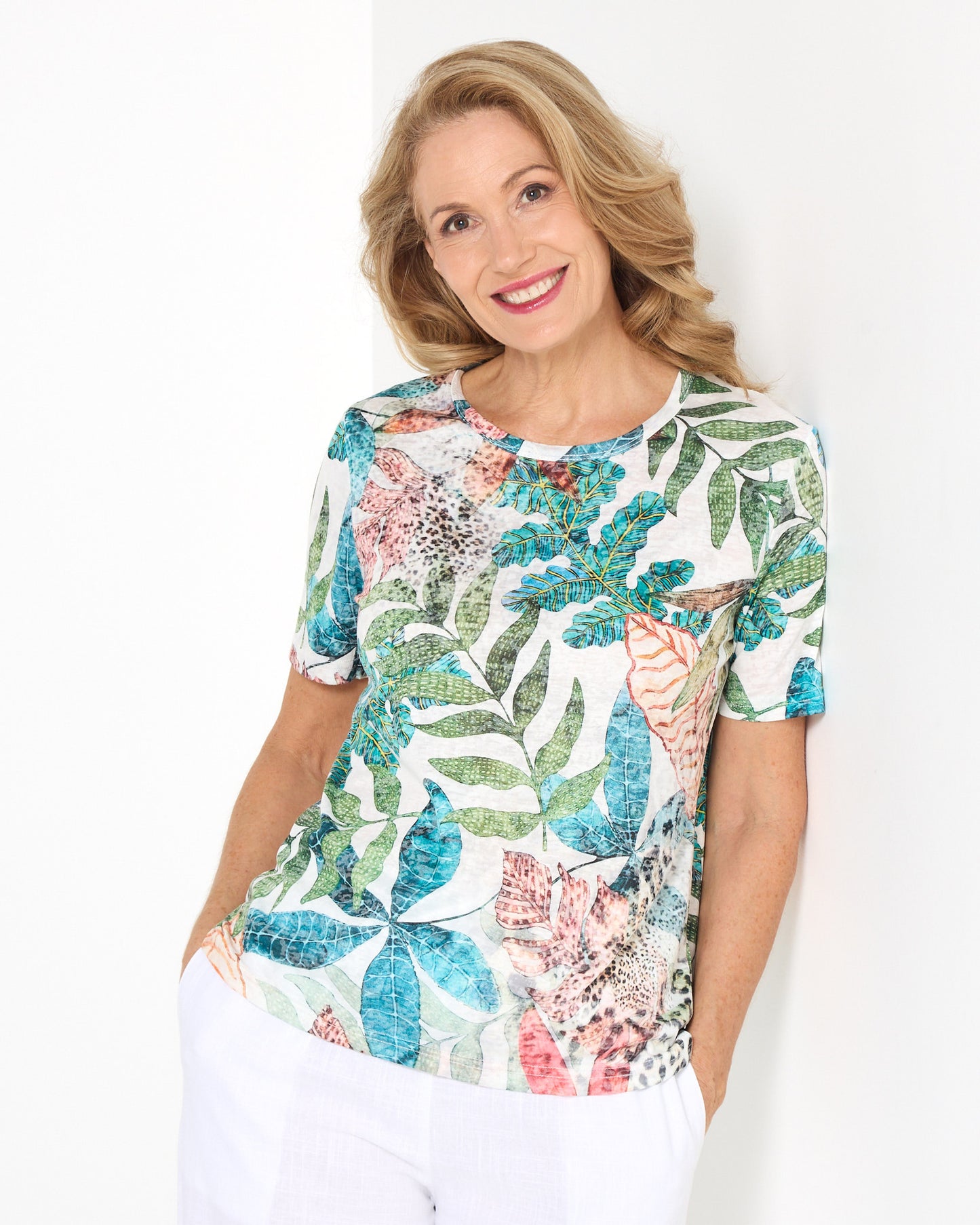 Callie Burnout Tee - Savannah Leaf