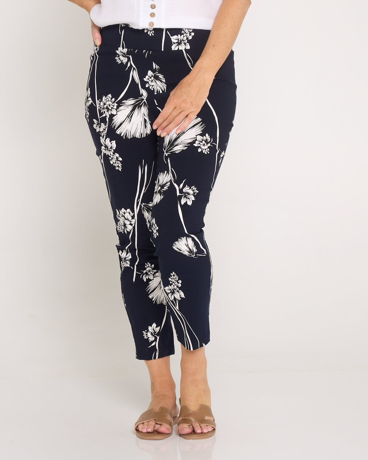 Moira Pants - Navy White Floral