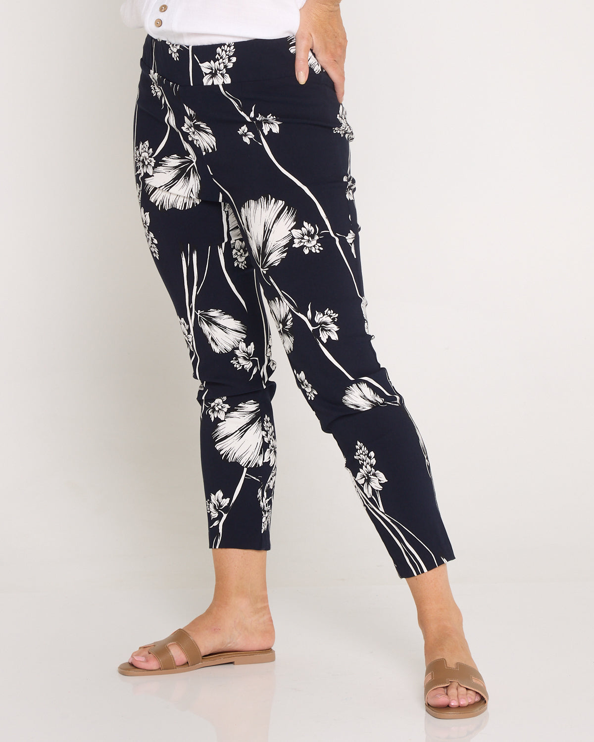 Moira Pants - Navy White Floral