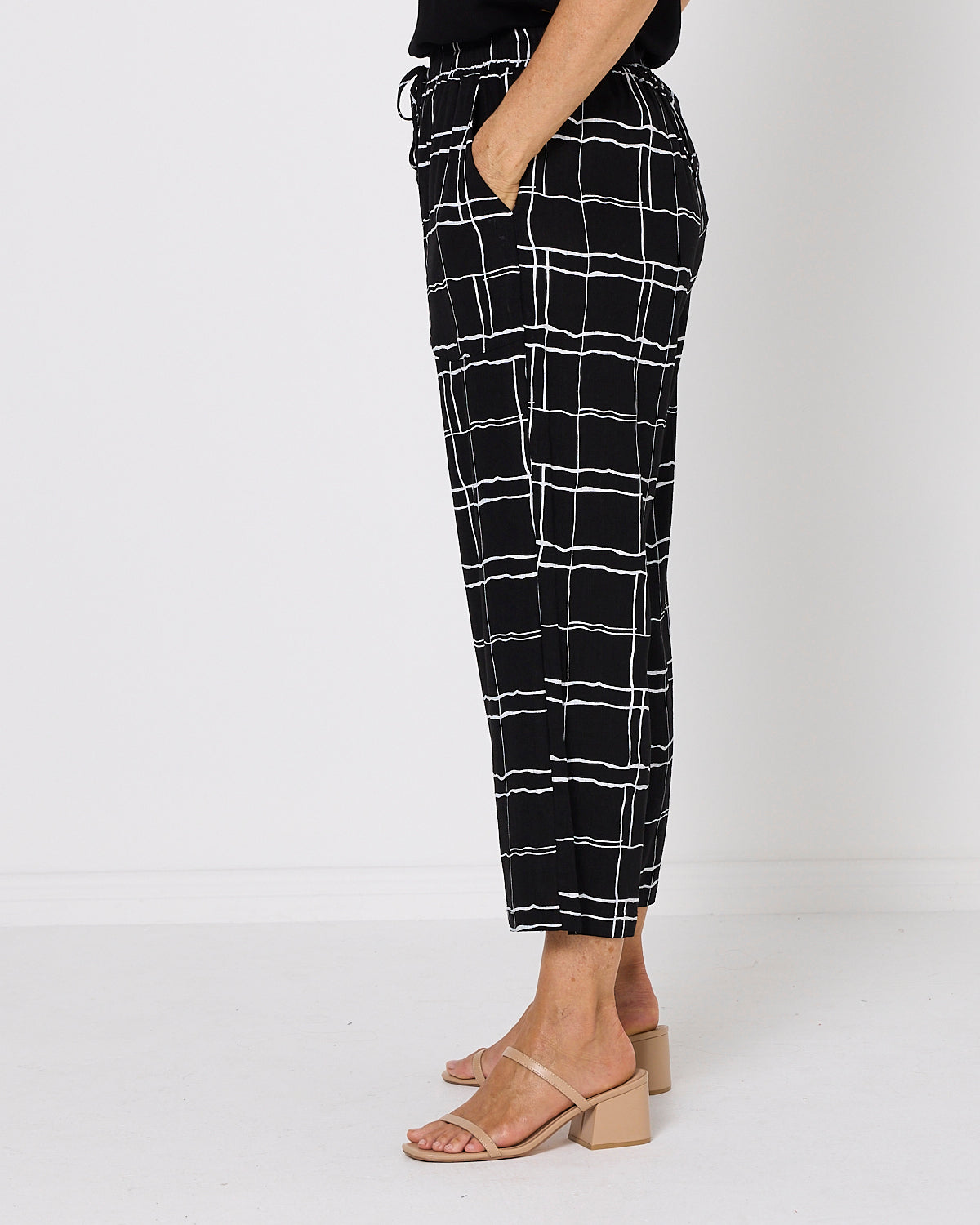 Aiko Linen Pants - Black Check Print
