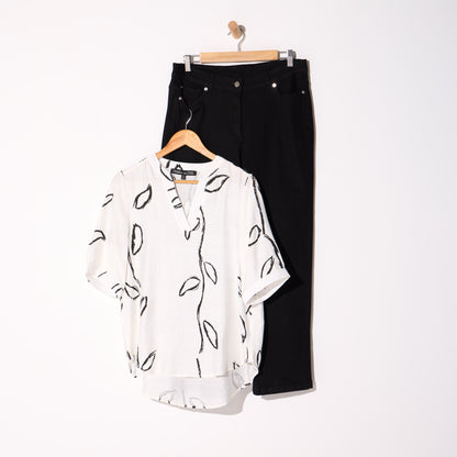 Monroe Top - Ivory/Black Vine