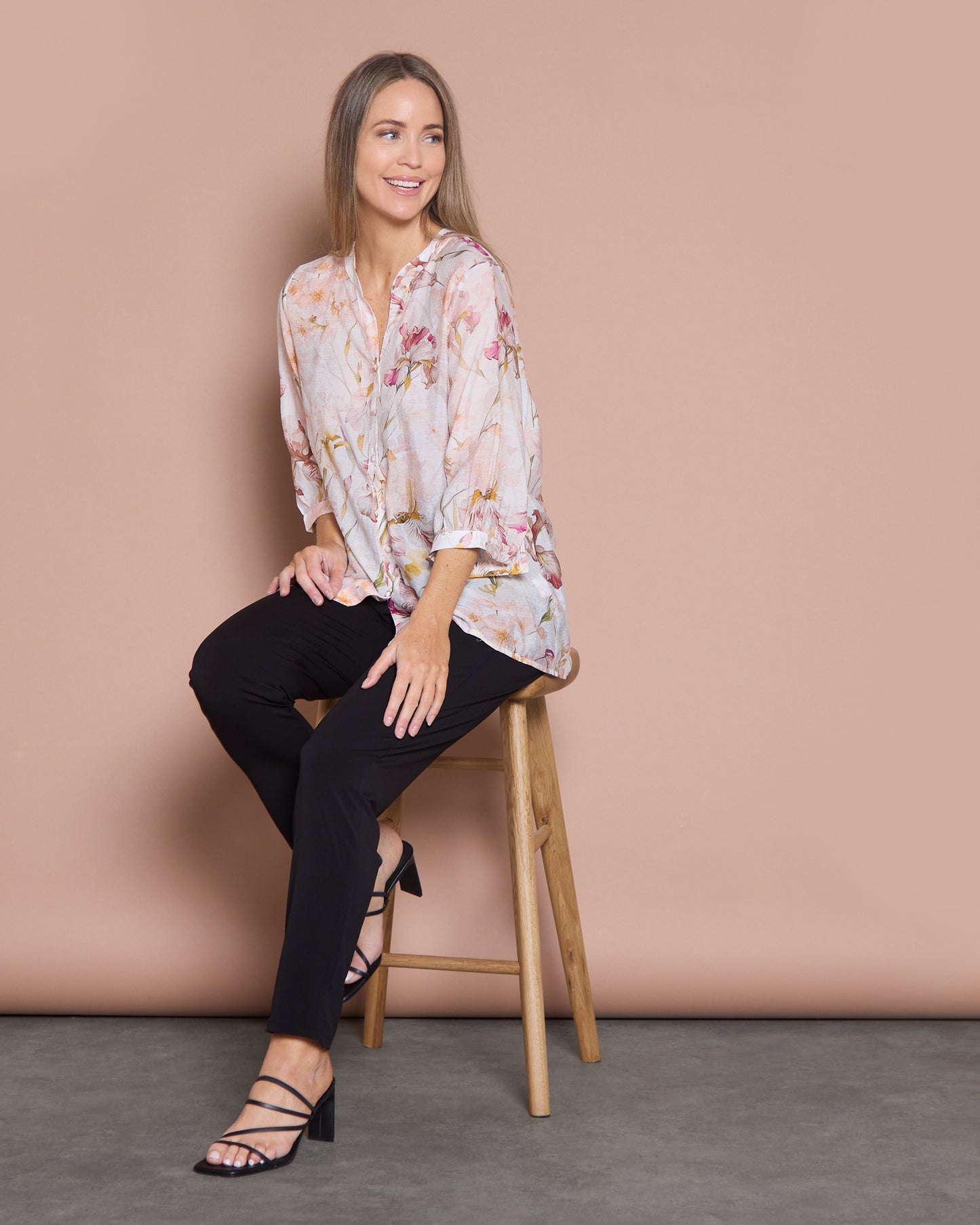 Delilah Blouse - Iris Bloom