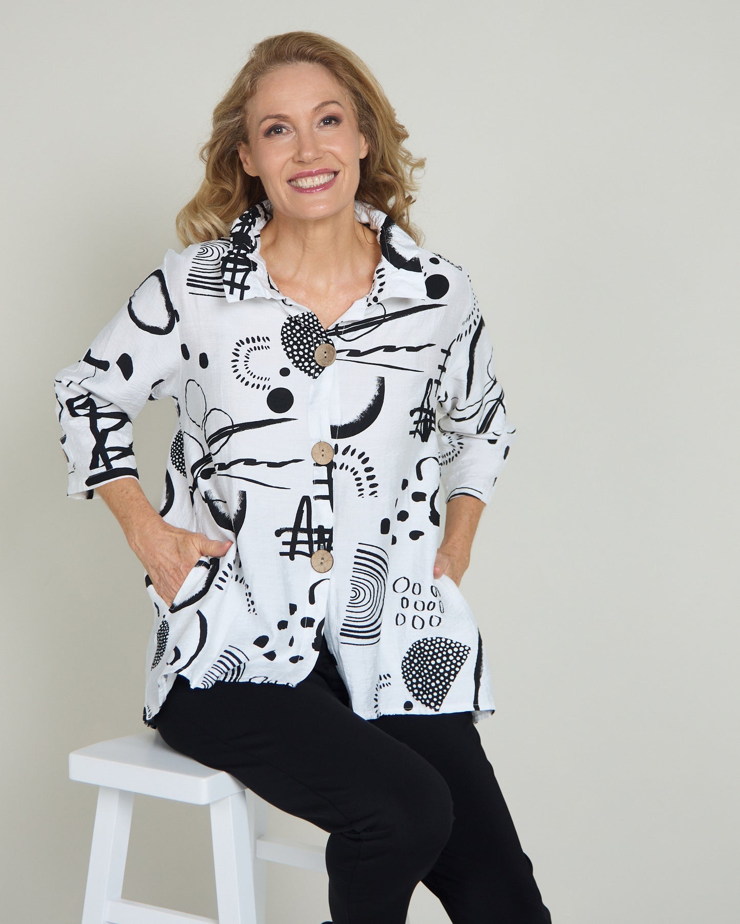 Maria Shirt - White Sketch
