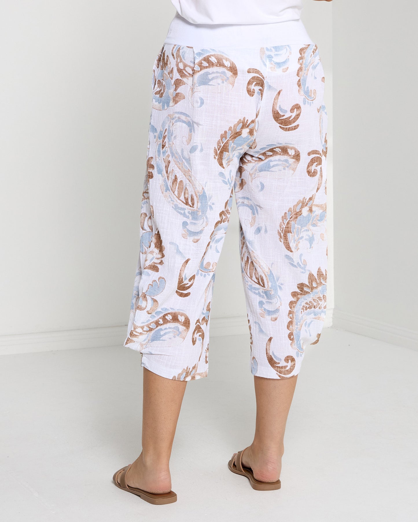 Cassis Capri Pants - Sable Paisley