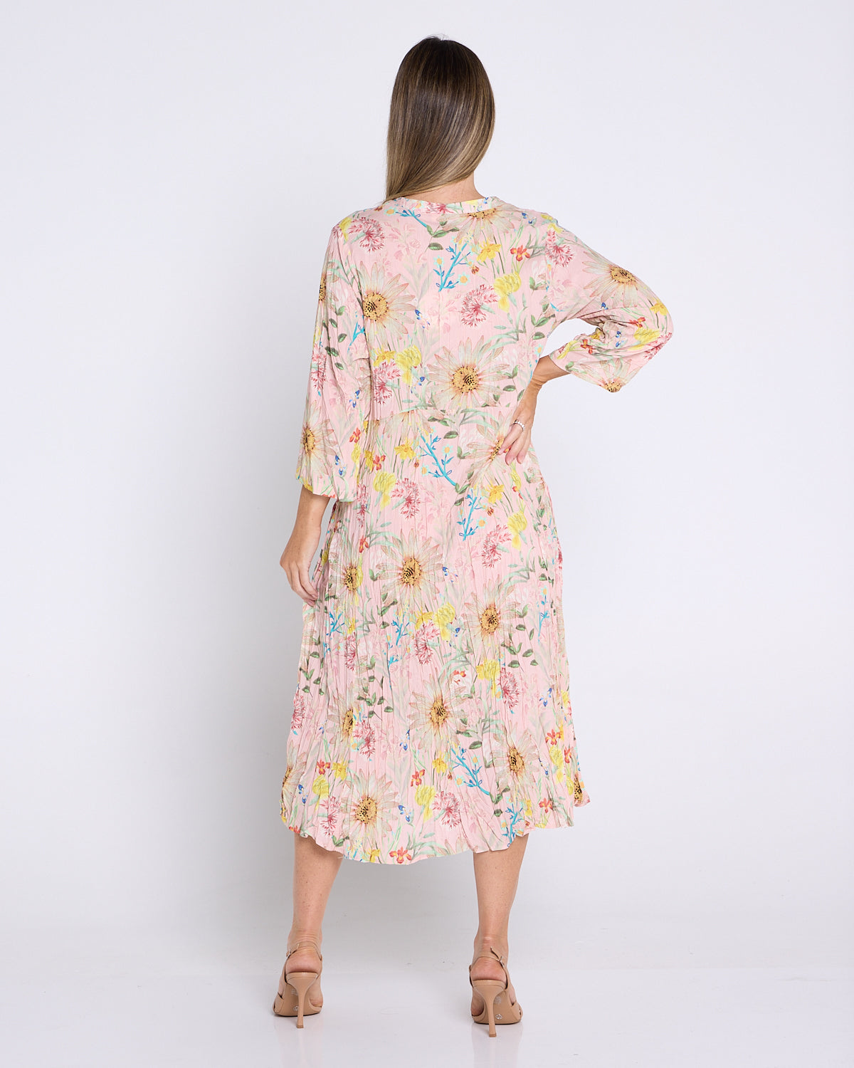 Newark 3/4 Sleeve Dress - Peach Wildflowers