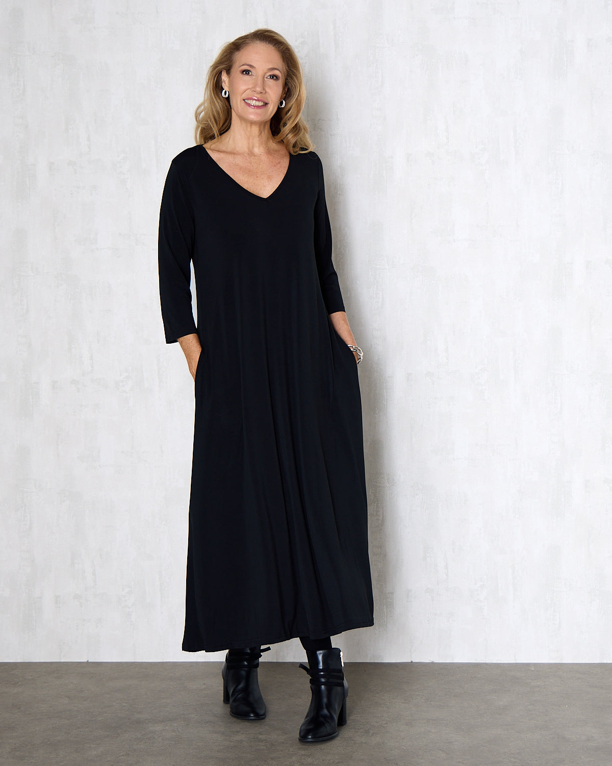 Gembrook Dress - Black