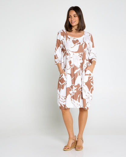 Delphi Pleat Dress – Cocoa Floral