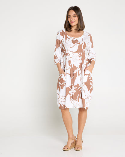 Delphi Pleat Dress – Cocoa Floral