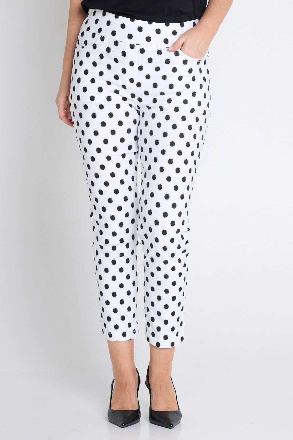 Dana Bengaline Capri Pants - White/Black Spot