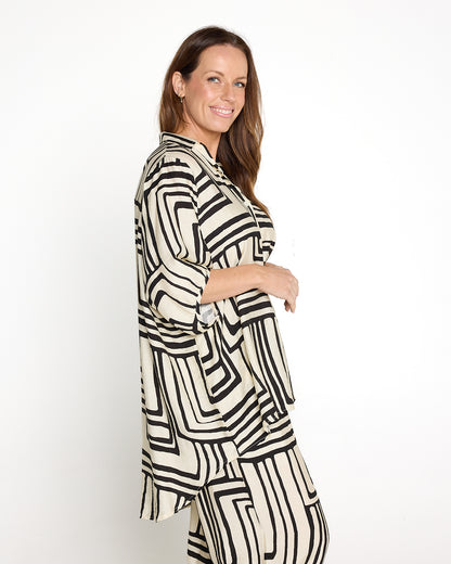 Kara Comfort Shirt & Demi Pants - Ivory/Black Geo