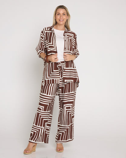 Kara Comfort Shirt - Chocolate Geo