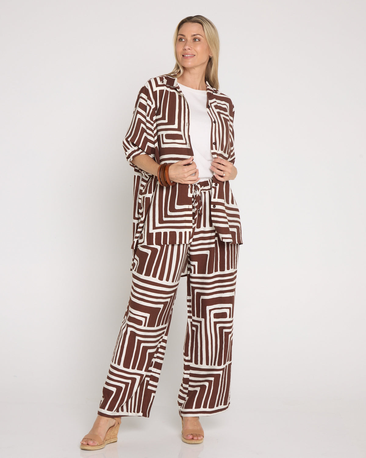 Kara Comfort Shirt - Chocolate Geo
