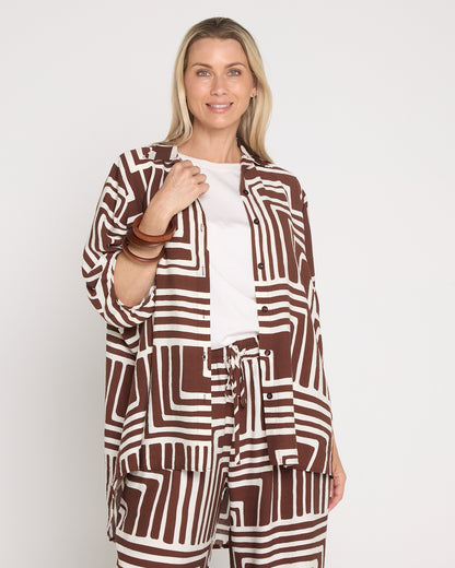 Kara Comfort Shirt - Chocolate Geo