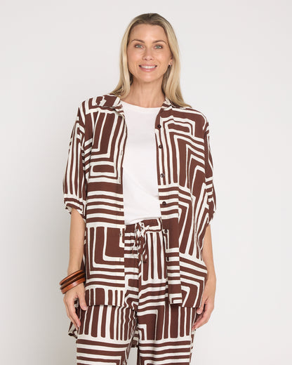 Kara Comfort Shirt - Chocolate Geo