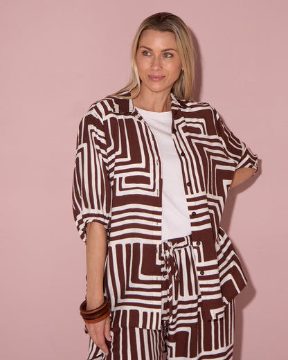 Kara Comfort Shirt - Chocolate Geo