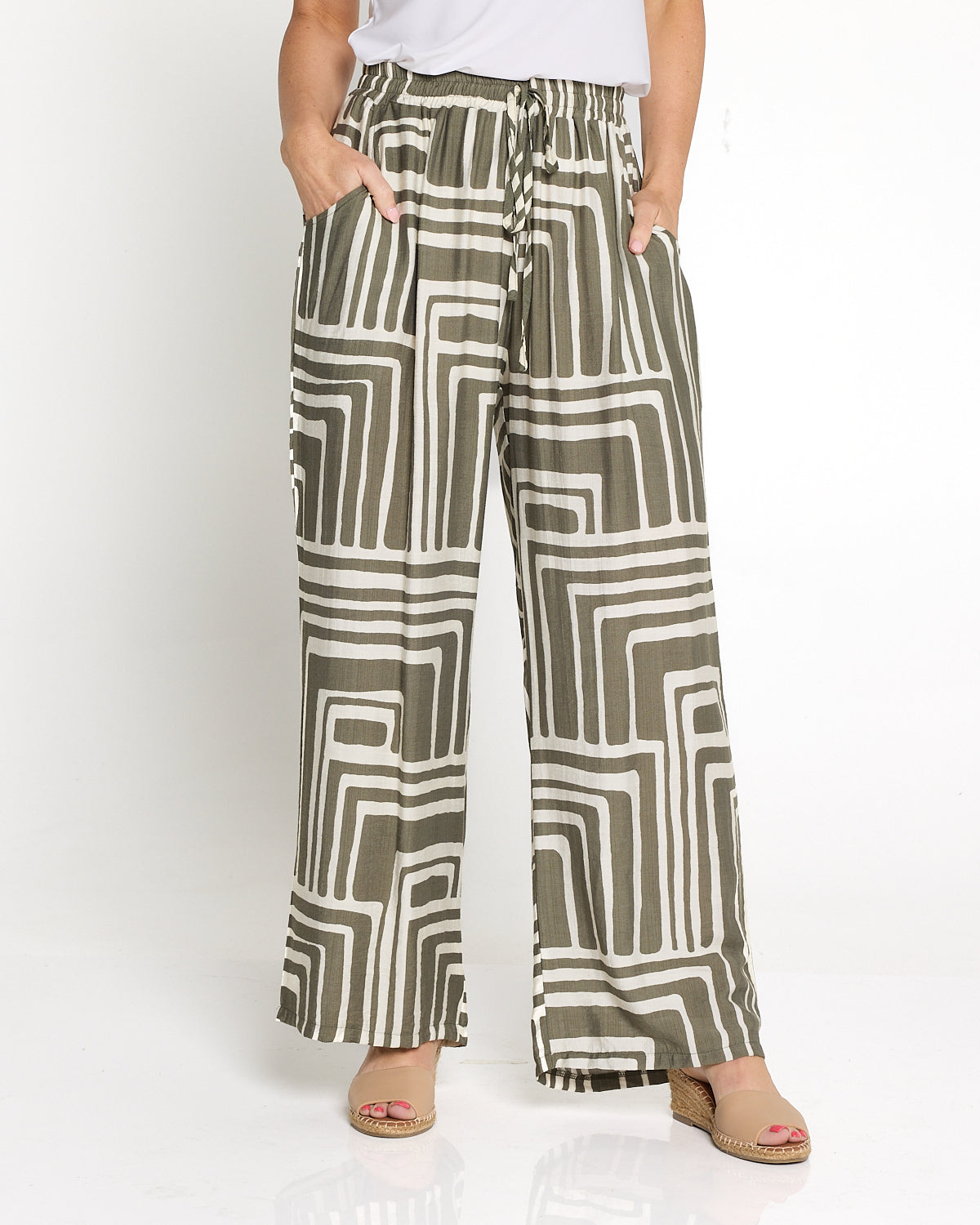 Kara Comfort Shirt & Demi Pants - Khaki Print
