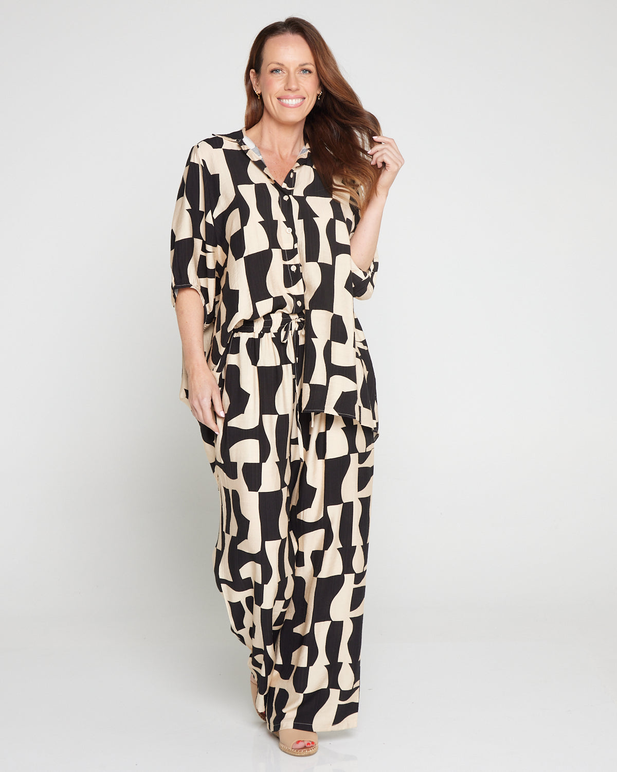 Kara Comfort Shirt & Demi Pants - Black/Cream Contemporary