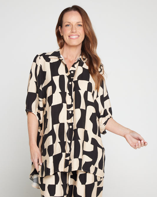 Kara Comfort Shirt - Black/Cream Contemporary