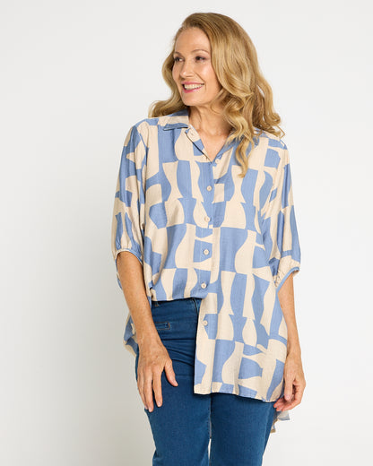 Kara Comfort Shirt - Sky/Sand