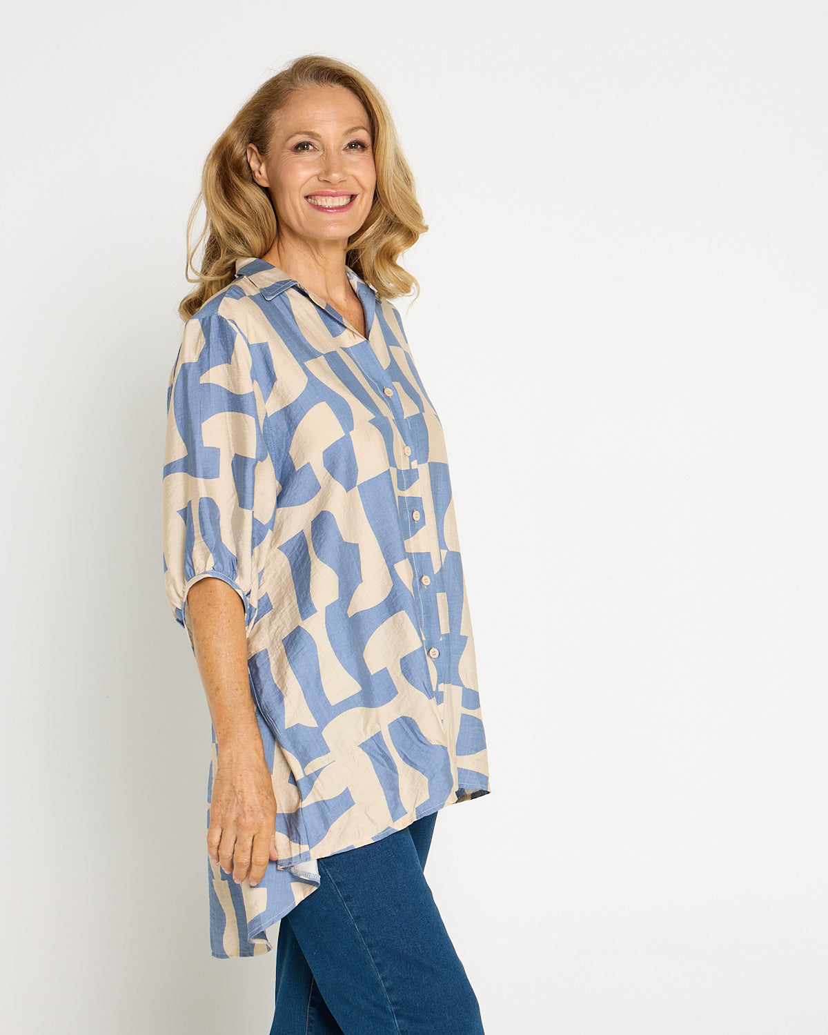 Kara Comfort Shirt - Sky/Sand