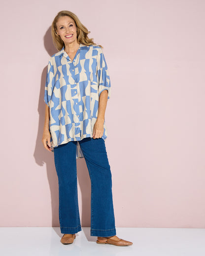 Kara Comfort Shirt - Sky/Sand