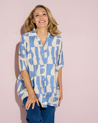 Kara Comfort Shirt - Sky/Sand