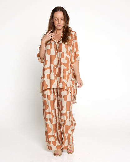 Kara Comfort Shirt - Rust/Beige
