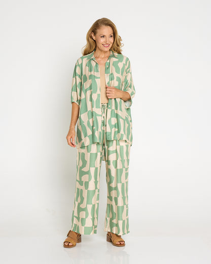 Kara Comfort Shirt - Sage/Sand