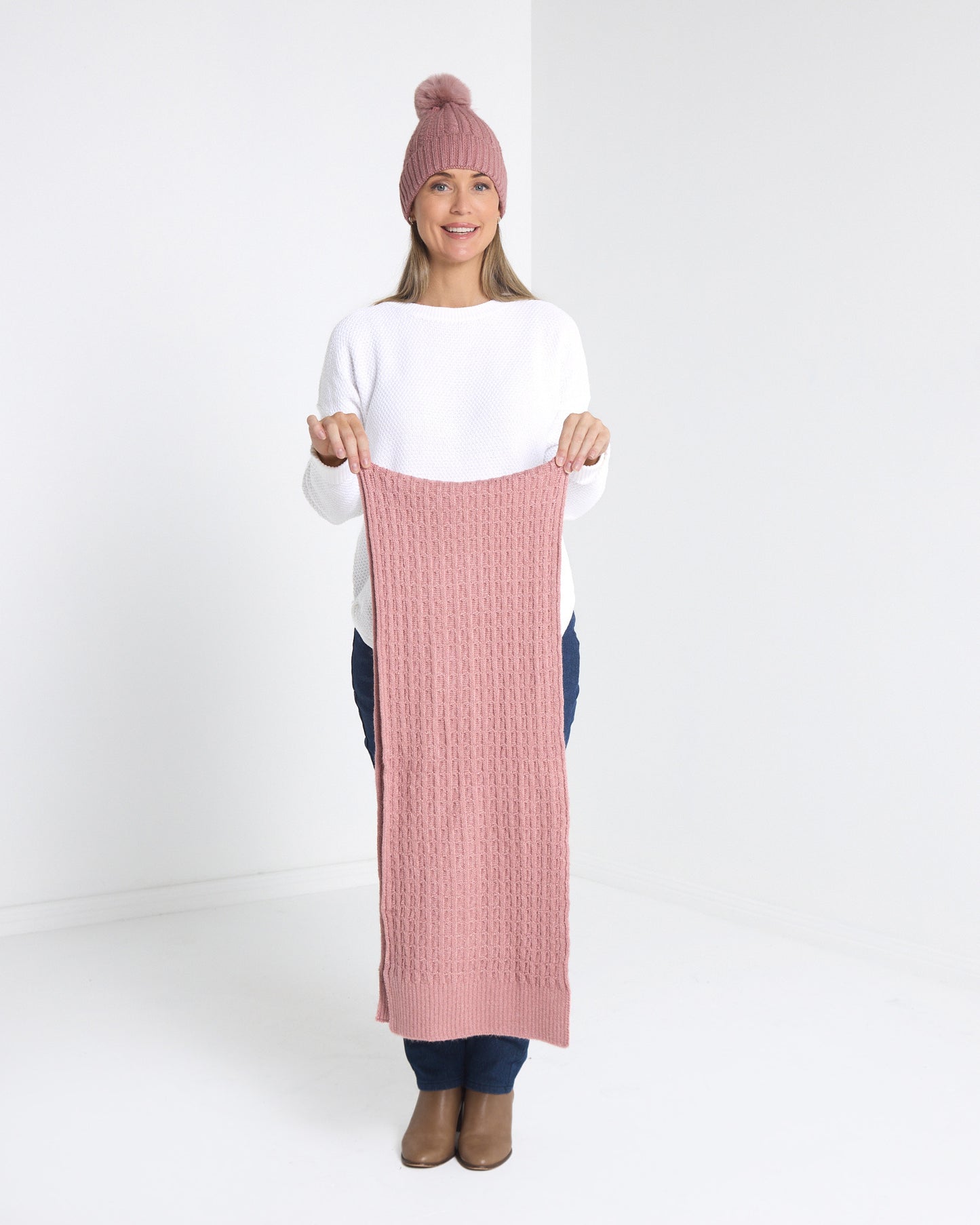 Ashland Scarf & Beanie - Rosewood