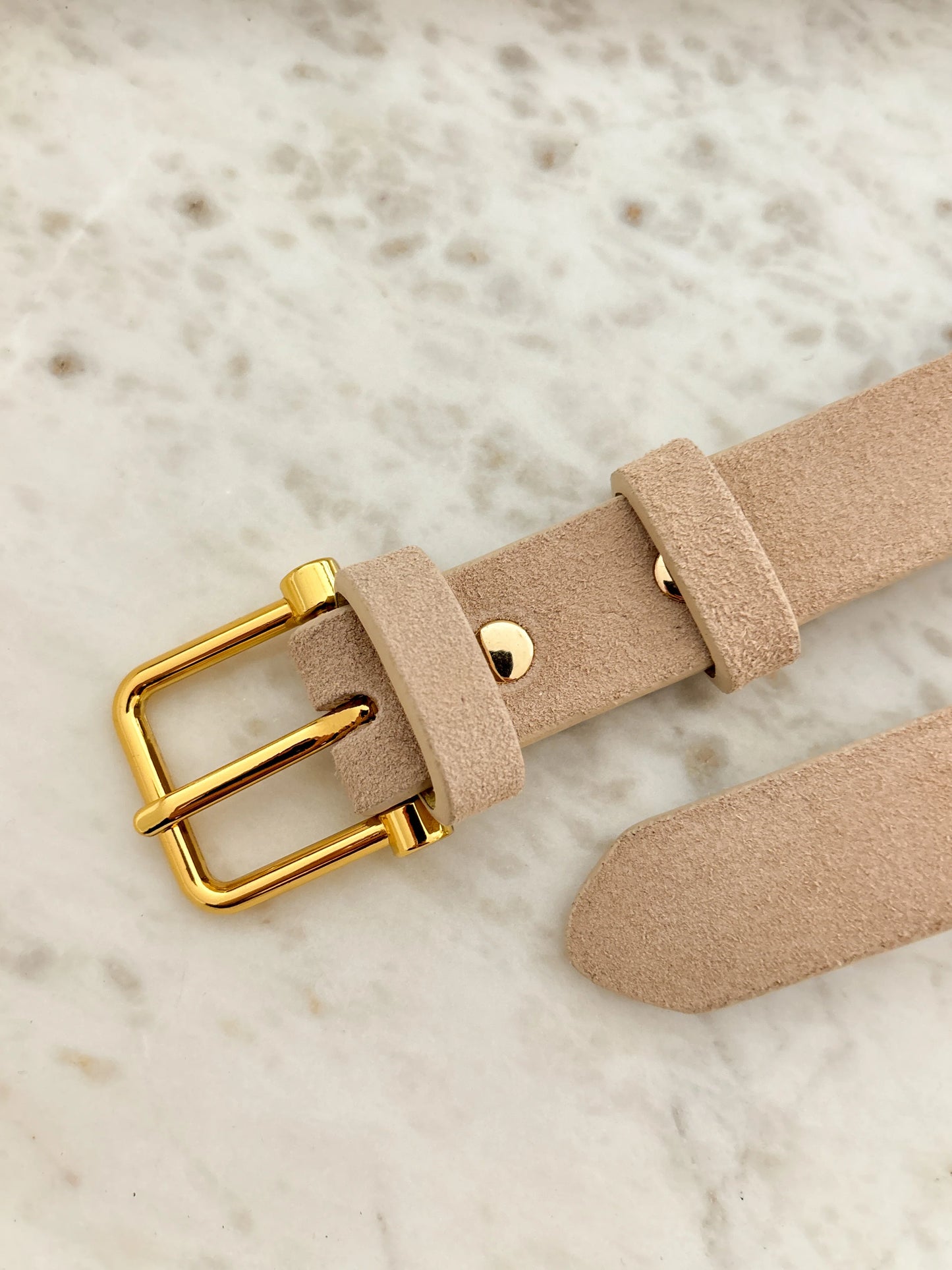 Halley Suede Buckle Belt in Stone