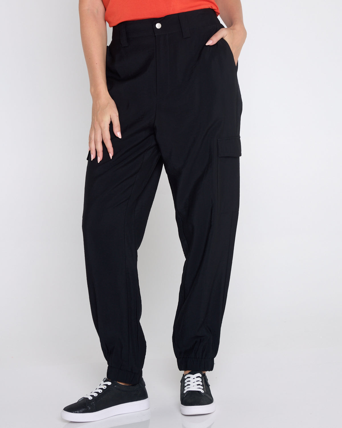 Adrianna Jogger - Black