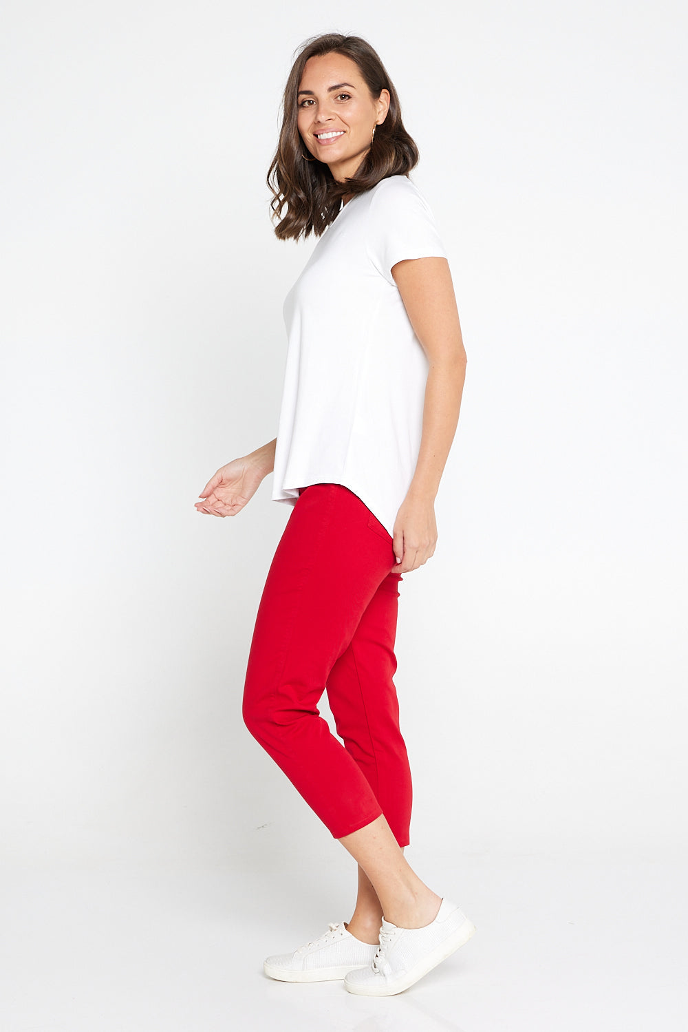 Stefani Capri Pants - Red  Cafe Latte Stretch Cotton Capri Jegging – TULIO  Fashion