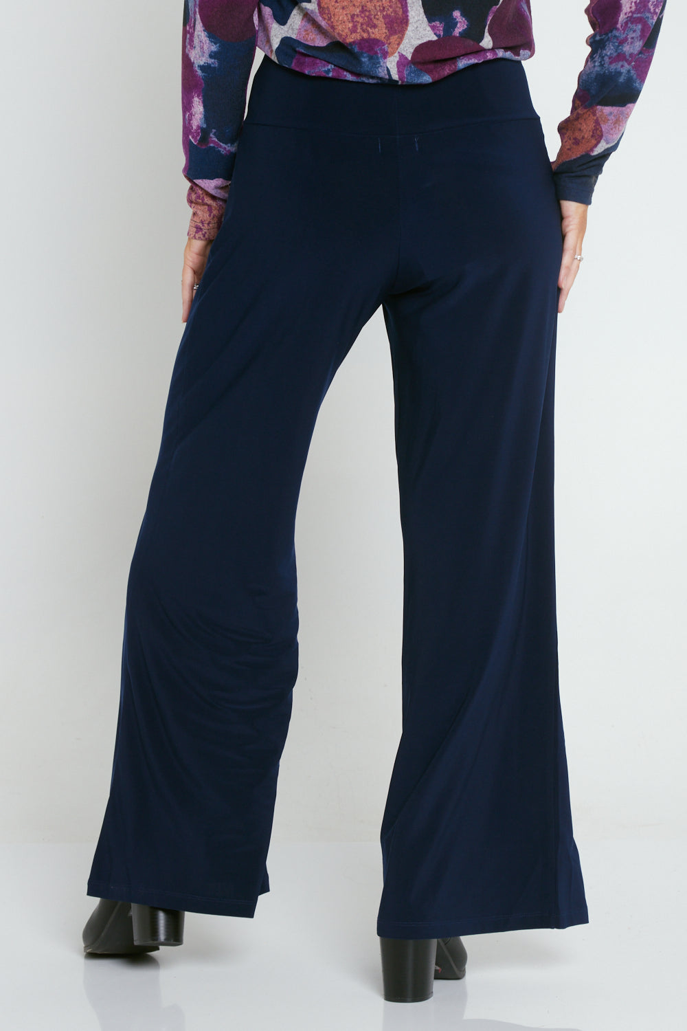 Women's Everyday Soft High-Rise Wide Leg Pants - All In Motion™ Navy Blue XL: Moisture Wicking, UPF 50 - Foto 4