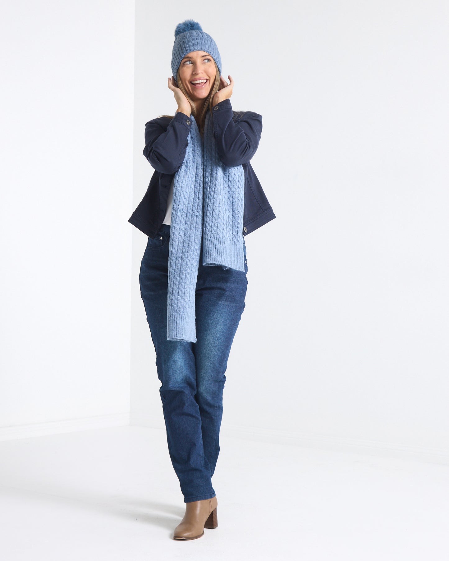 Ashland Scarf & Beanie - Blue